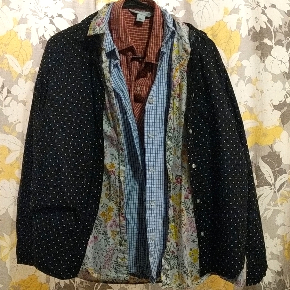 Bundle of (4) The Classic Shirts